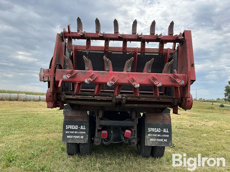 2000-sterling-l9500-t/a-manure-spreader-truck-w/spread-all-box-image-6