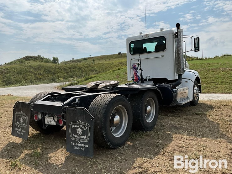 2014-peterbilt-384-t/a-truck-tractor-image-5