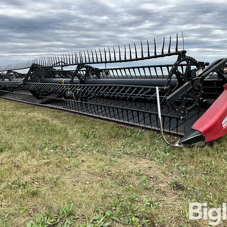 2011 Case 2162 40’ Flex Draper Header