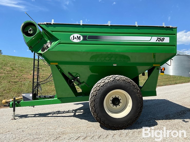 2014-j&m-750-18-grain-cart-image-8