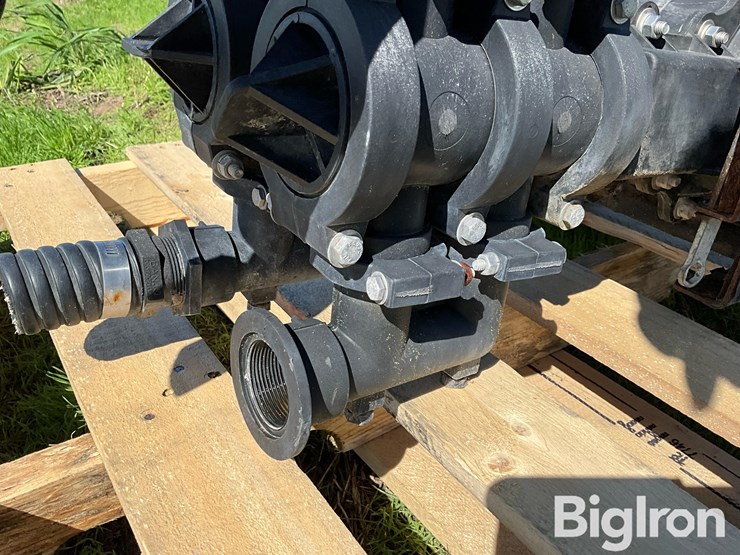 demco-lil’-thumper-double-fertilizer-piston-pump-image-18