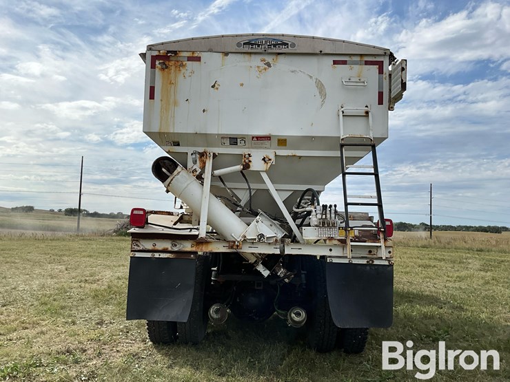 2001-international-5600i-t/a-fertilizer-tender-truck-image-6