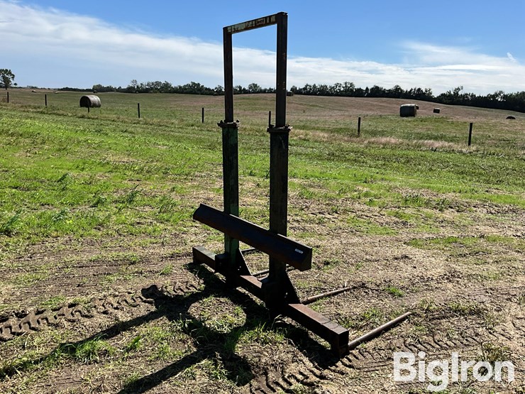 three-bale-spear-loader-attachment-image-5