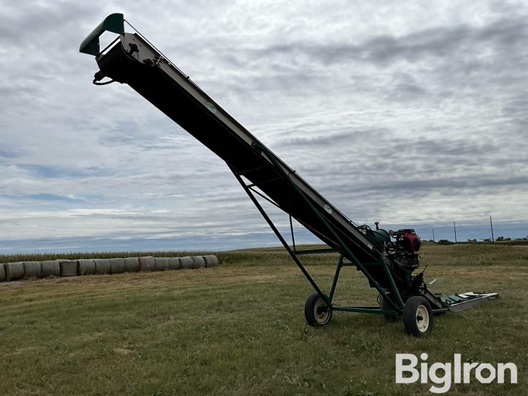 2012-doyle-stainless-steel-conveyor/field-unloader-image-5