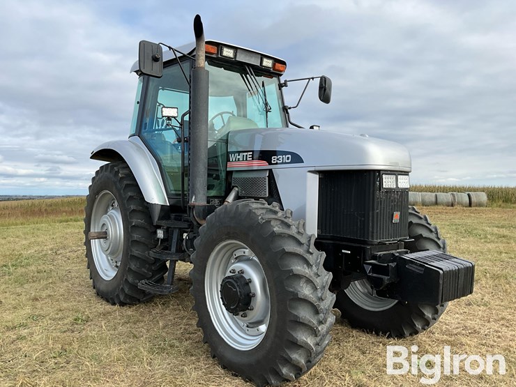 1998-white-8310-mfwd-tractor-image-3