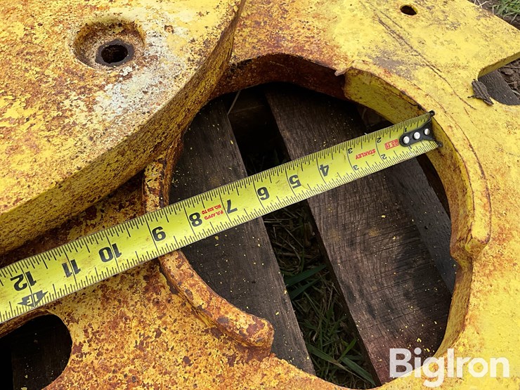 john-deere-tractor-rear-wheel-weights-image-15