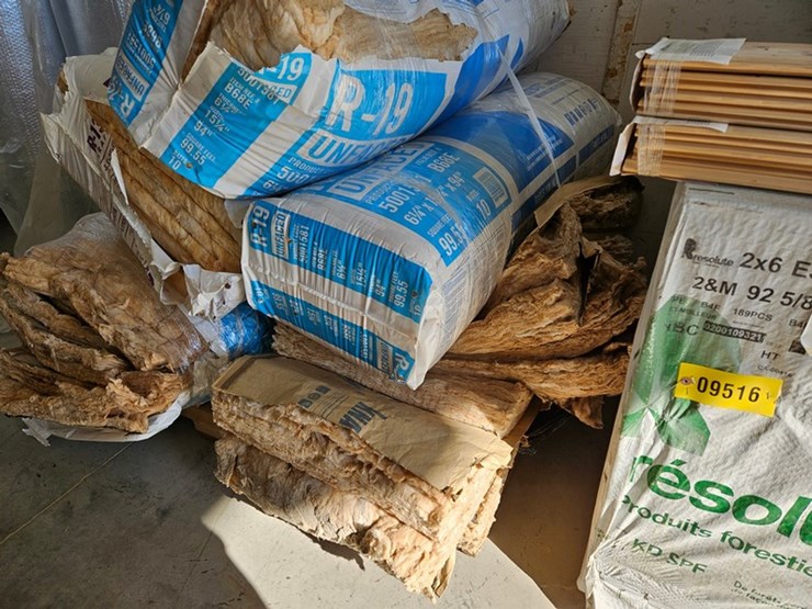 #9281-•-pallet-of-assorted-insulation-image-5