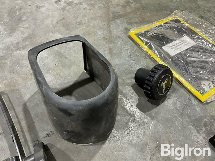 john-deere-autotrac-universal-200-steering-kit-image-12