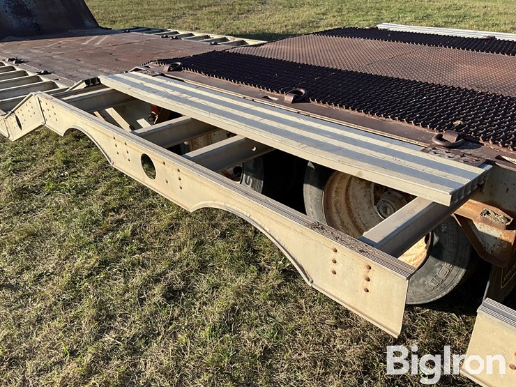 1994-wilson-muv-all-4860ftd-t/a-fixed-neck-lowboy-hydraulic-equipment-trailer-image-17