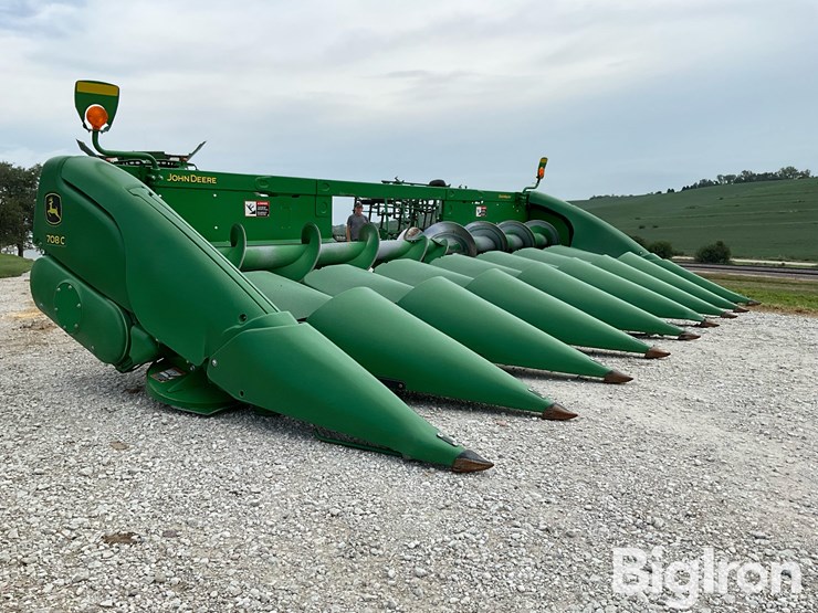 2020-john-deere-708c-8r30”-“stalkmaster”-corn-head-image-3