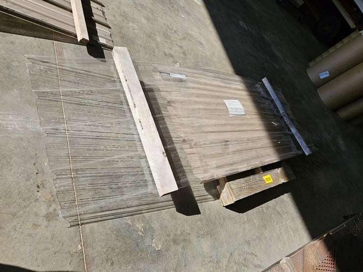 #9288-•-assorted-glazing-panels-image-2