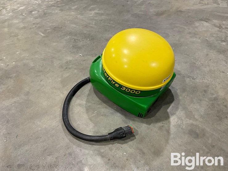 john-deere-starfire-3000-gps-receiver-image-6