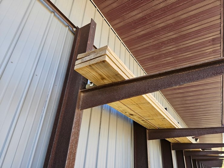 #9268-•-assorted-treated-lumber-image-8