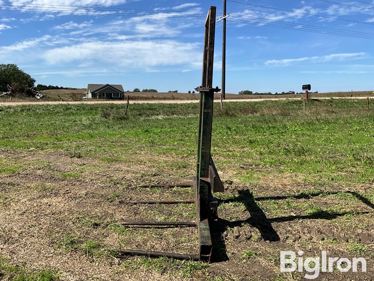 three-bale-spear-loader-attachment-image-8