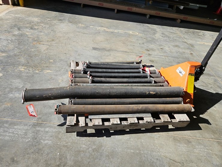 #9241-•-pallet-of-garage-door-springs-image-1