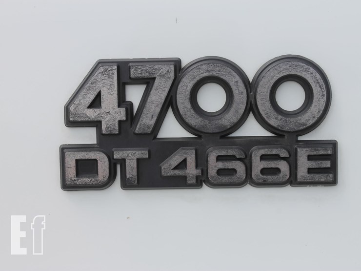 1998-international-4700-image-6