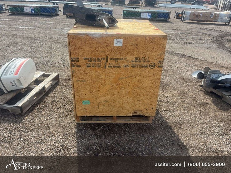 mercury-power-head-in-crate-image-3