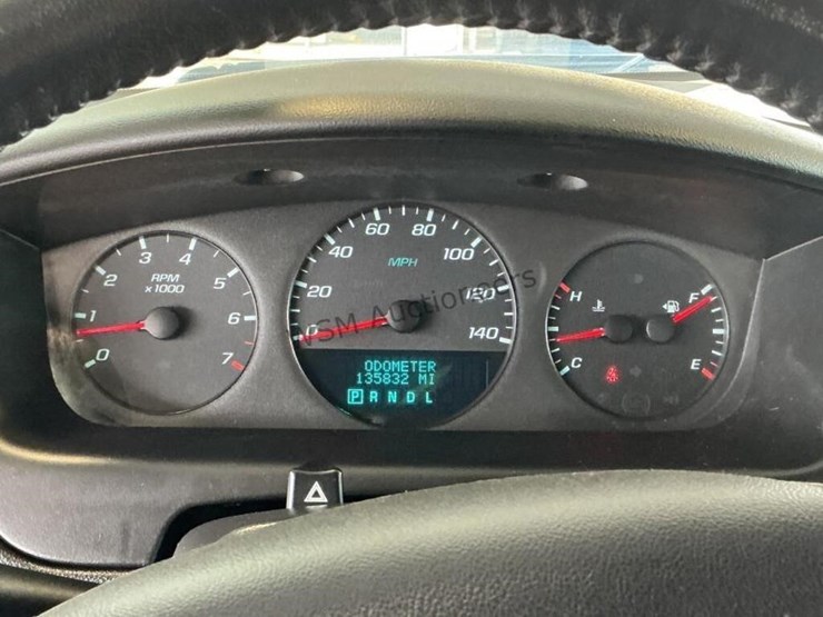 2014-chevrolet-impala-sdn-image-18