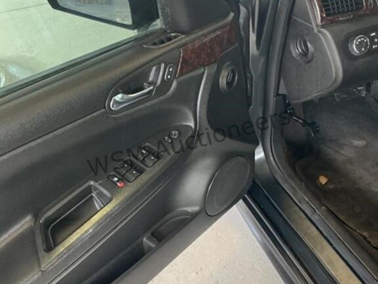2014-chevrolet-impala-sdn-image-24
