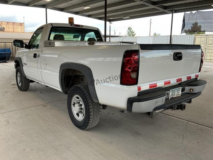 2007-chevrolet-silverado-2500hd-p/u-image-5