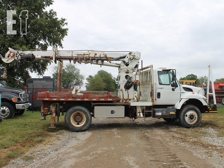 2009-international-digger-truck-10308-image-4