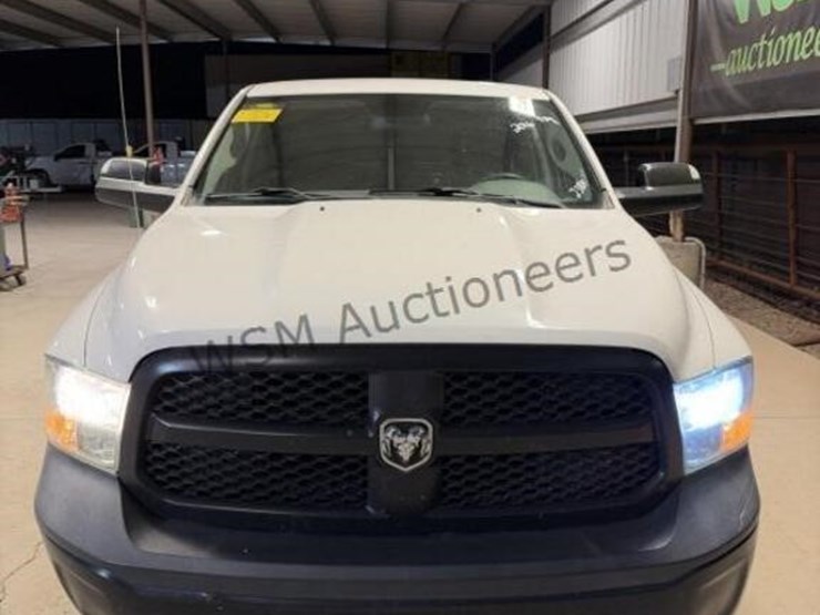 2016-ram-1500-p/u-image-3
