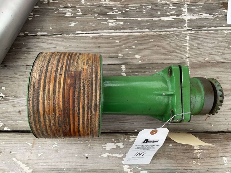 john-deere-l-image-2