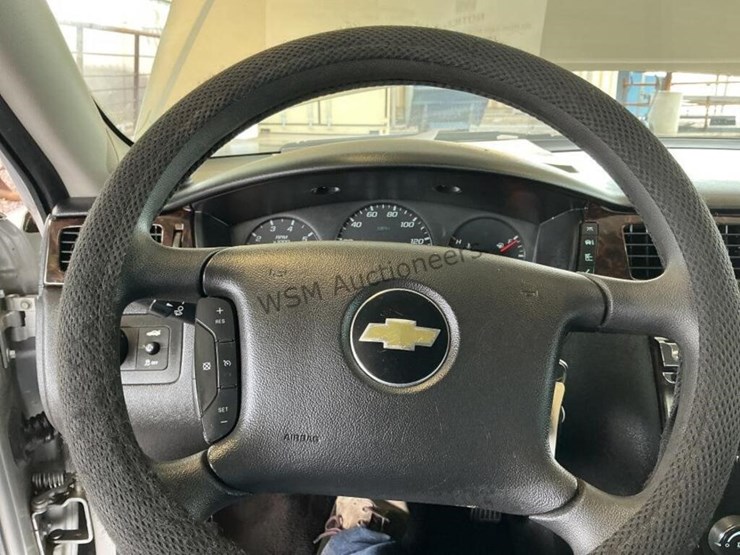 2014-chevrolet-impala-sdn-image-15
