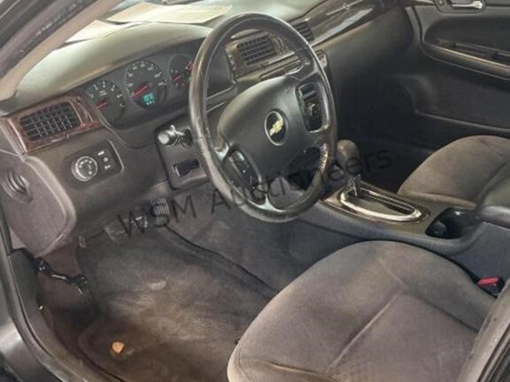 2014-chevrolet-impala-sdn-image-23