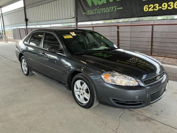 2011-chevrolet-impala-sdn-image-2