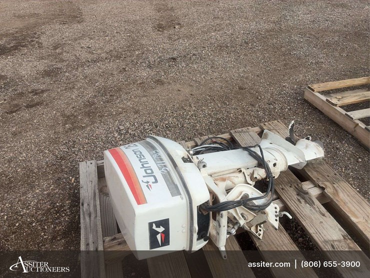 1977-25hp-johnson-boat-motor-image-5