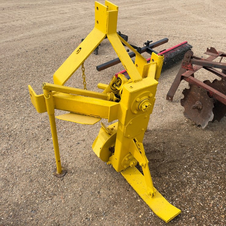 #41638 • 3 POINT HITCH DRAIN MACHINE ATTACHMENT
