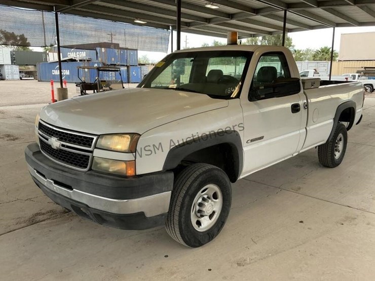 2007-chevrolet-silverado-2500hd-p/u-image-4