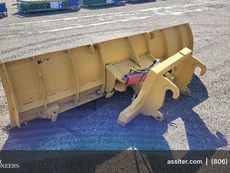 snow-plow-for-front-end-loader-image-7