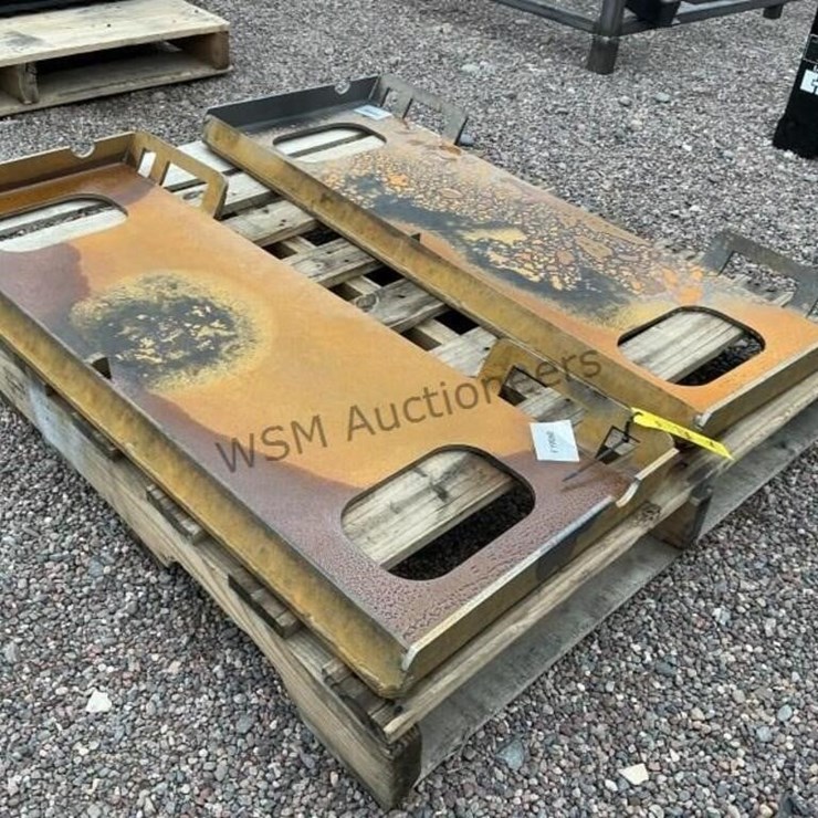 (2) BLANK MOUNTING PLATES FOR SKID STEER