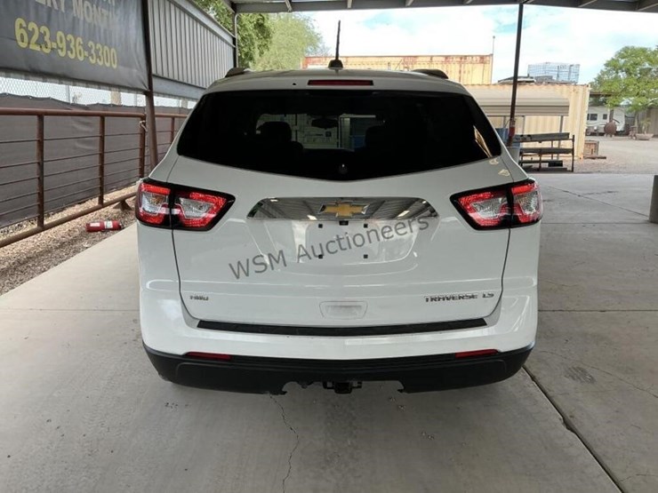 2016-chevrolet-traverse-suv-image-6
