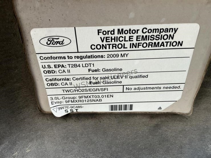 2009-ford-escape-suv-image-13