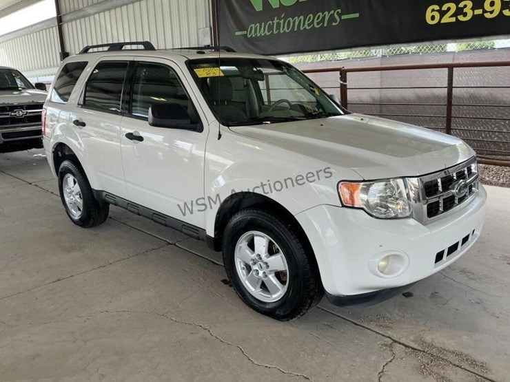 2009-ford-escape-suv-image-2