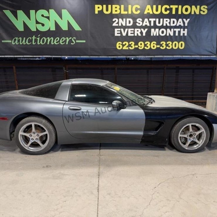 2004 Chevrolet Corvette Coupe