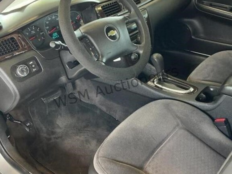 2014-chevrolet-impala-sdn-image-21
