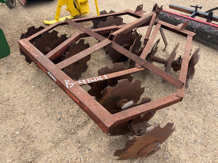 #41441-•-3-point-hitch-dbc-plow-image-1