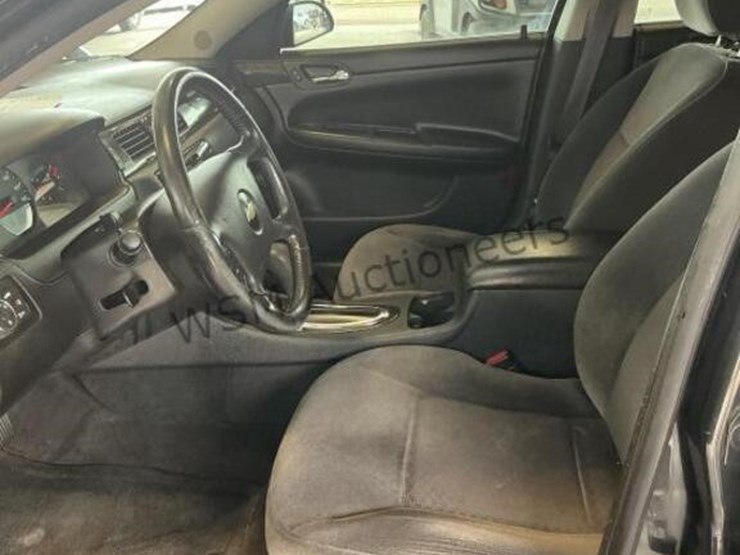 2014-chevrolet-impala-sdn-image-22