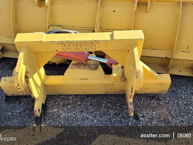 snow-plow-for-front-end-loader-image-5