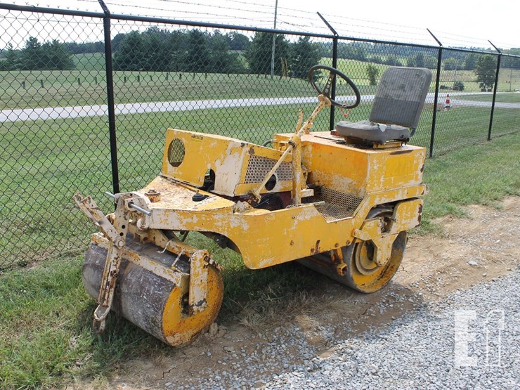 asphalt-roller-10017-image-1