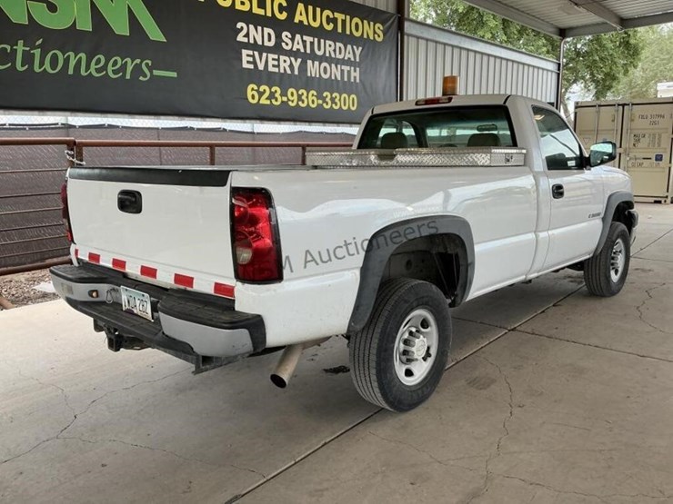 2007-chevrolet-silverado-2500hd-p/u-image-7