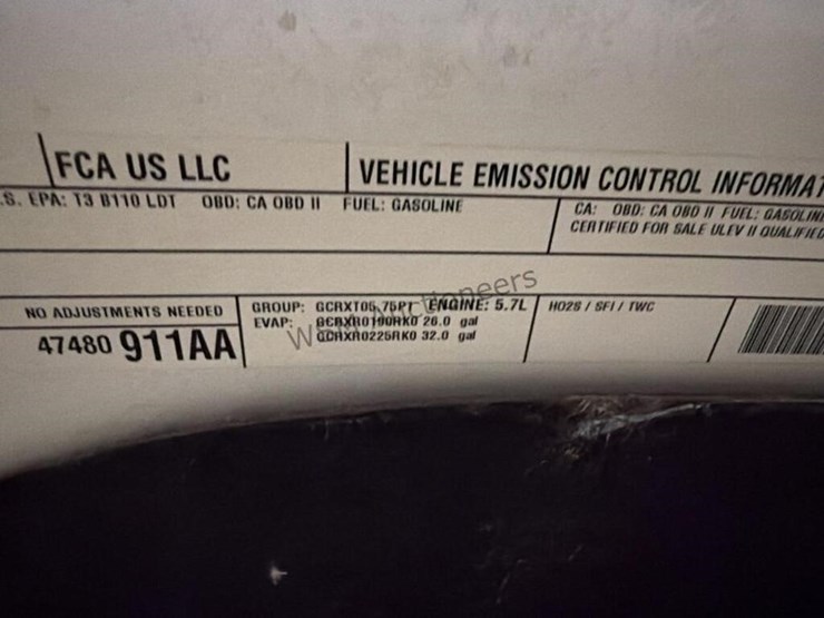 2016-ram-1500-p/u-image-15