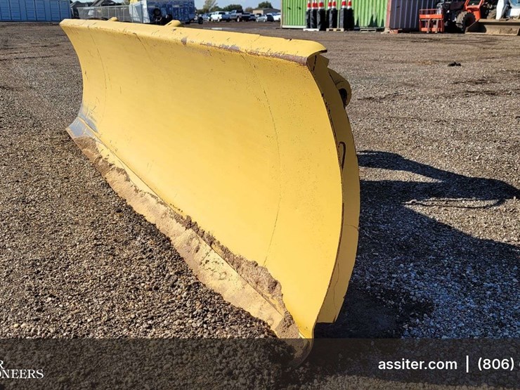 snow-plow-for-front-end-loader-image-3