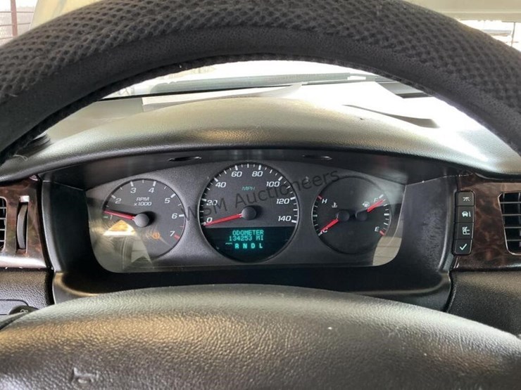 2014-chevrolet-impala-sdn-image-16