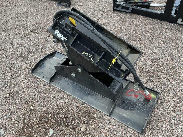 43in-angle-blade-for-stand-up-skid-steer-image-2