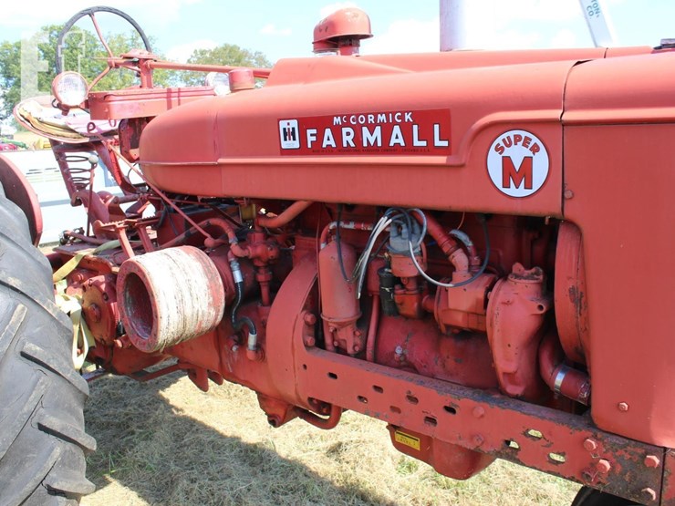 farmall-super-m-9496-image-2